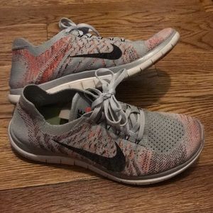 Nike 4.0 Flyknit Sneakers 8.5